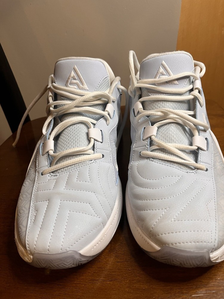 Nike Zoom Freak 5 Giannis Low Mens Basketball Shoes Size 12.5 White Blue HF0004-900