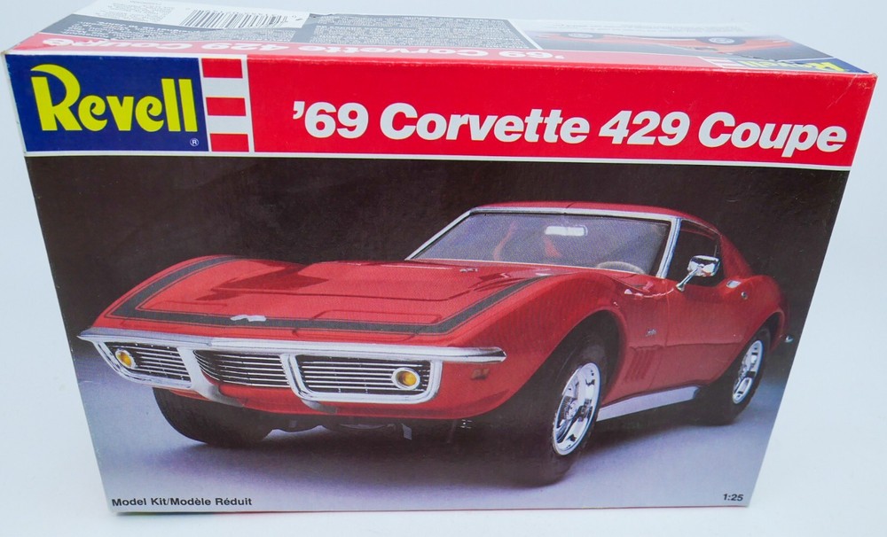 Revell #7149 69 Corvette 429 Coupe Car 1/25 Model Kit Not Built Has Been Painted