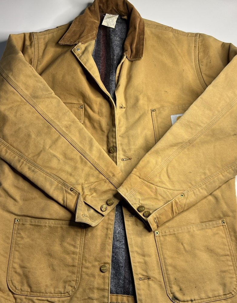 Vintage Carhartt Flannel-Lined Chore Coat Men's 42T Workwear Barn Jacket