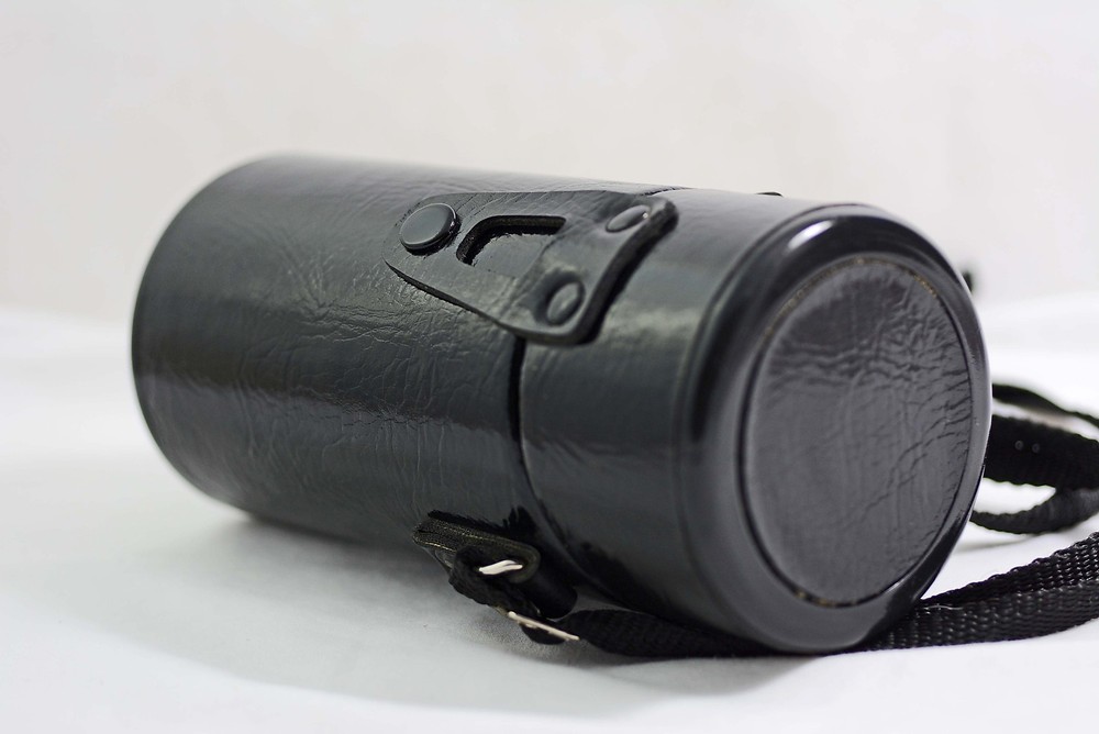 VIVITAR HARD BLACK TELEPHOTO CAMERA LENS CASE WITH STRAP