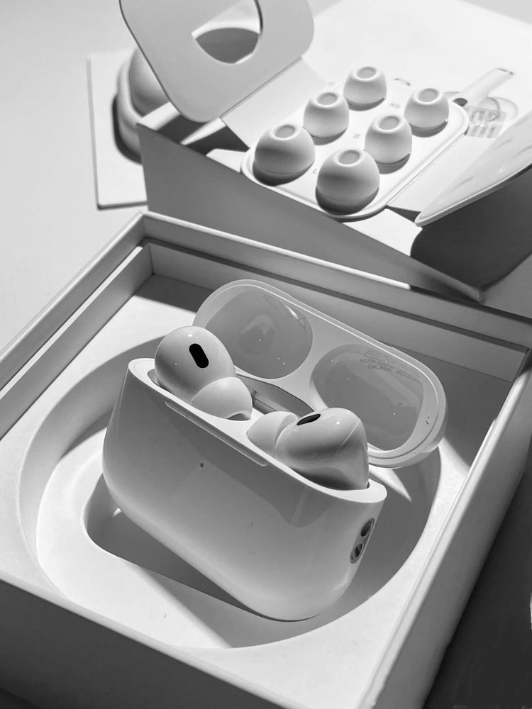 Xmas Apple Earphone Pro 2nd Gen Bluetooth Earbuds +White Charging Box（USB-C)