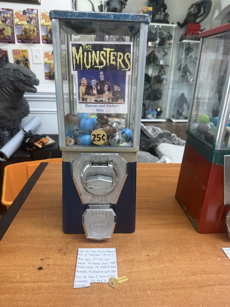 1960's Oak Vista Gumball machine The Munsters with Key Mancave