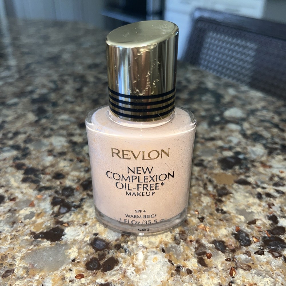 Revlon New Complexion Makeup Normal to Oily Warm Beige 1.20 oz Brand New