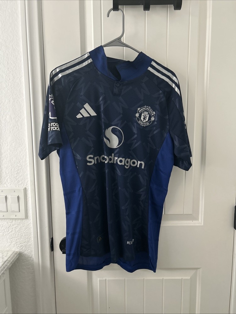 Manchester Utd Jersey Blue Jersey Kobe Mainoo 24/25 Shirts Size L Feels Like a M