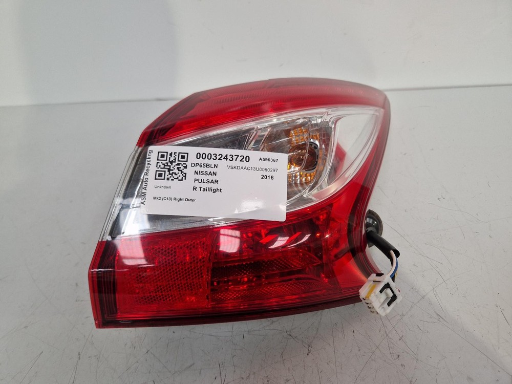 NISSAN PULSAR 2016 RIGHT OUTER TAIL LIGHT 5 DOOR HATCHBACK 265503ZL0A