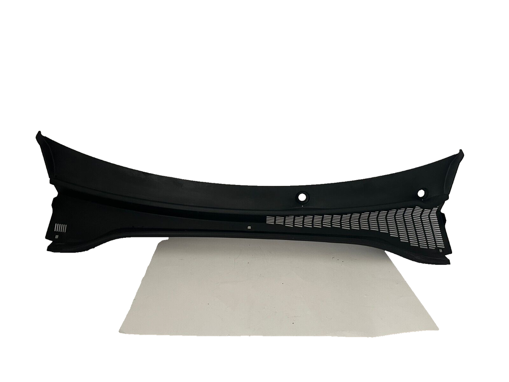 2014-2017 Fiat 500L Trekking OEM Front Windshield Wiper Cowl Grille Panel Trim
