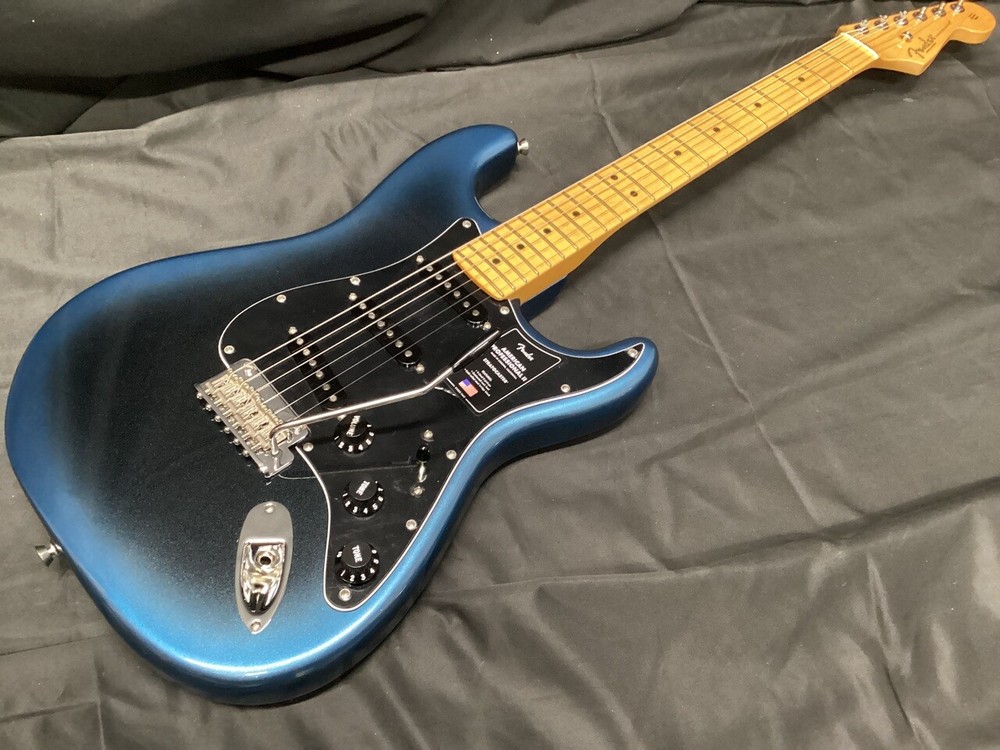 Fender American Professional II Stratocaster   Dark Night (American Strat Mapl