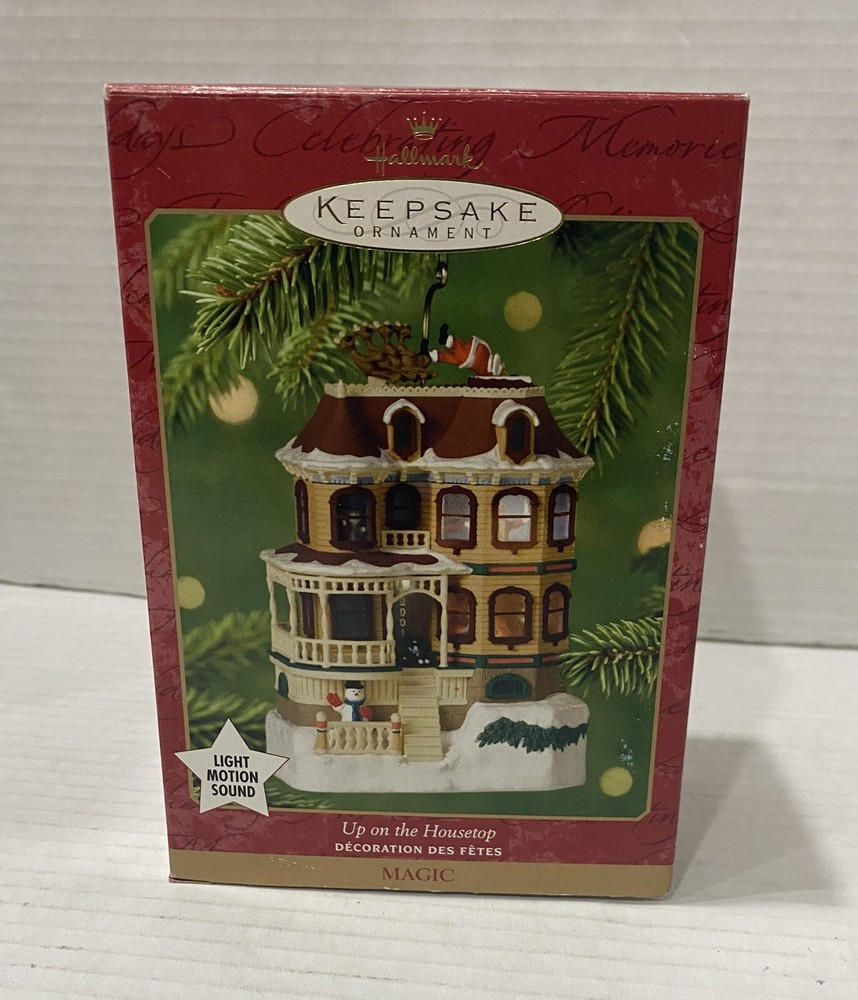 Hallmark Keepsake Christmas Ornament Up On The Housetop Light Motion Sound 2001