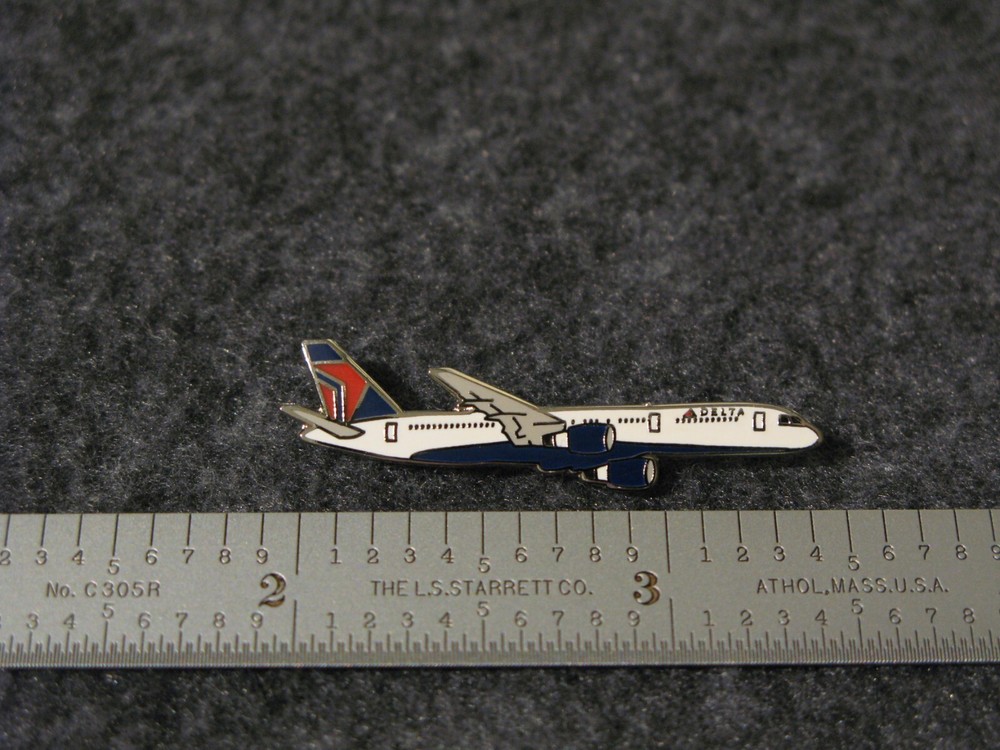 DELTA AIRLINES  / DAL BOEING 757 PIN.