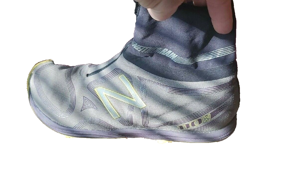 New Balance Shoes Women's Sz7 MT110 Trail Running Grey Highlighter yellow