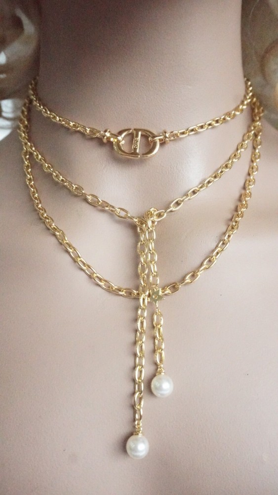 100% Authentic Christian Dior Necklace with Original Box & Dust Bag