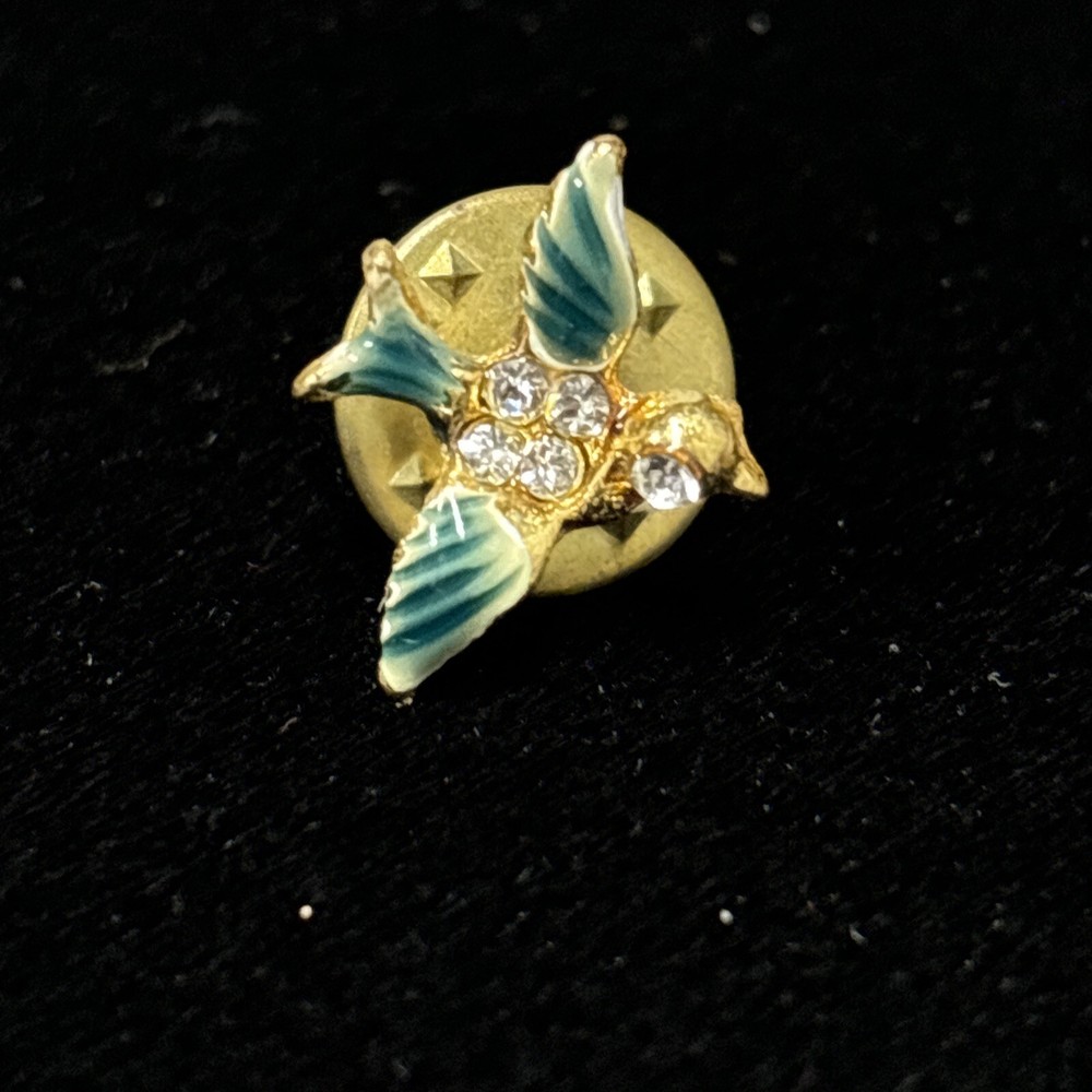 Vintage Bluebird Rhinestone Lapel Pin for Stylish Happiness Accessories