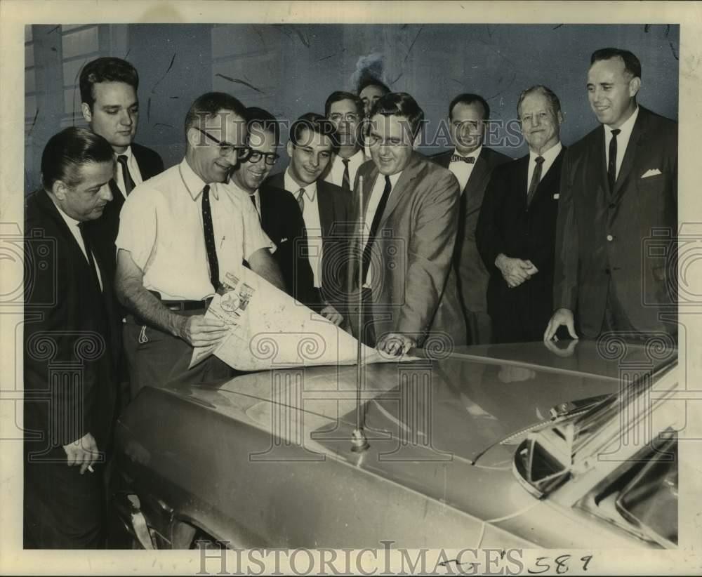 1965 Press Photo Members of Young Men's Business Club of Greater New Orleans