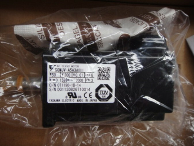 1PC AC SERVO MOTOR SGMAS-A5ACA61 NEW ORIGINAL FREE EXPEDITED SHIPPING #A6-4