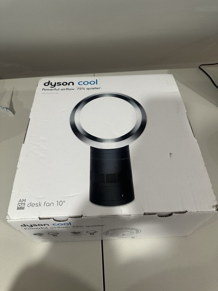Dyson Cool AM06 10” Desk Fan | New in Box | Quiet Bladeless Fan | Black