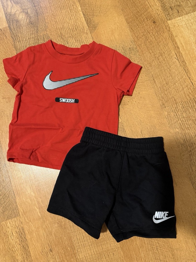 Nike Boys' Size 12 Months Outfit