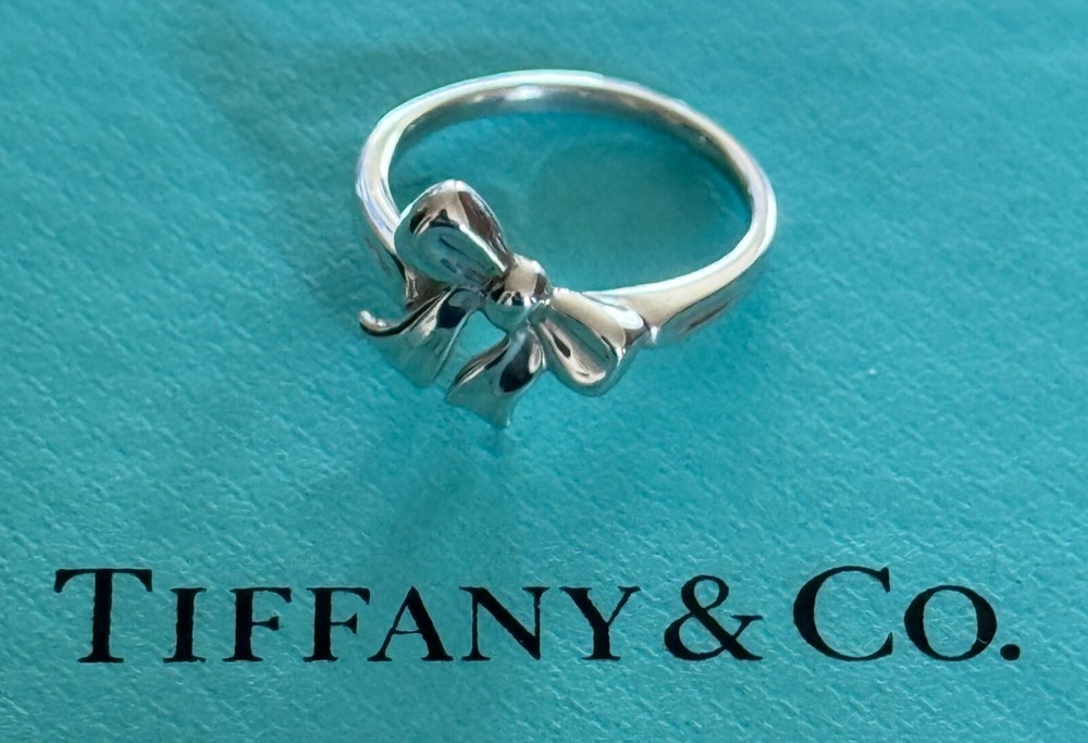 Tiffany & Co.  Bow Tie Ring Sterling Silver 925 Size 6  US Vintage