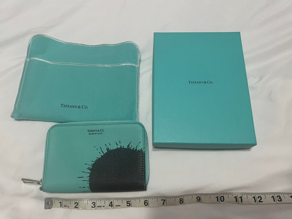 Tiffany & Co Blue Leather Passport Wallet with Dust Bag and Box EUC