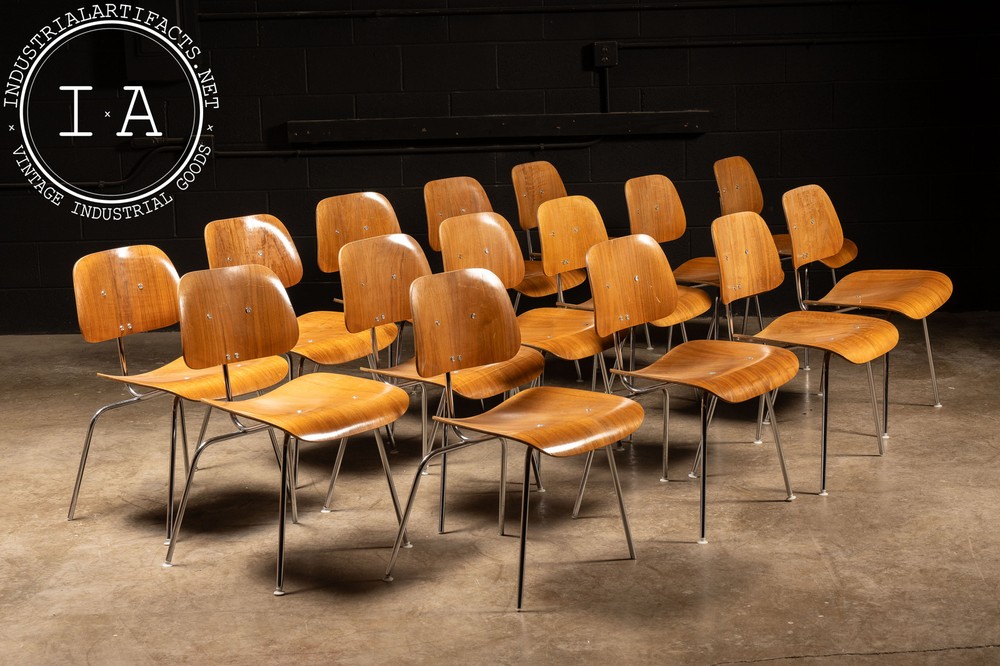 Mid-Century Herman Miller/Eames Dining Chair