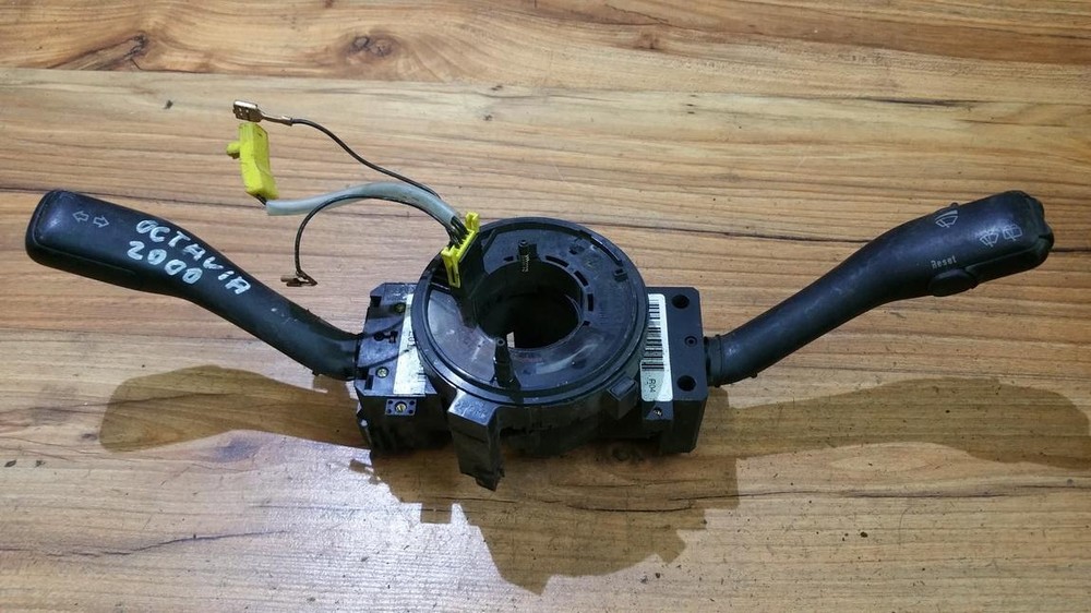 Skoda Octavia DE 1996-54 Slip Ring Contact Unit 1J0959653B