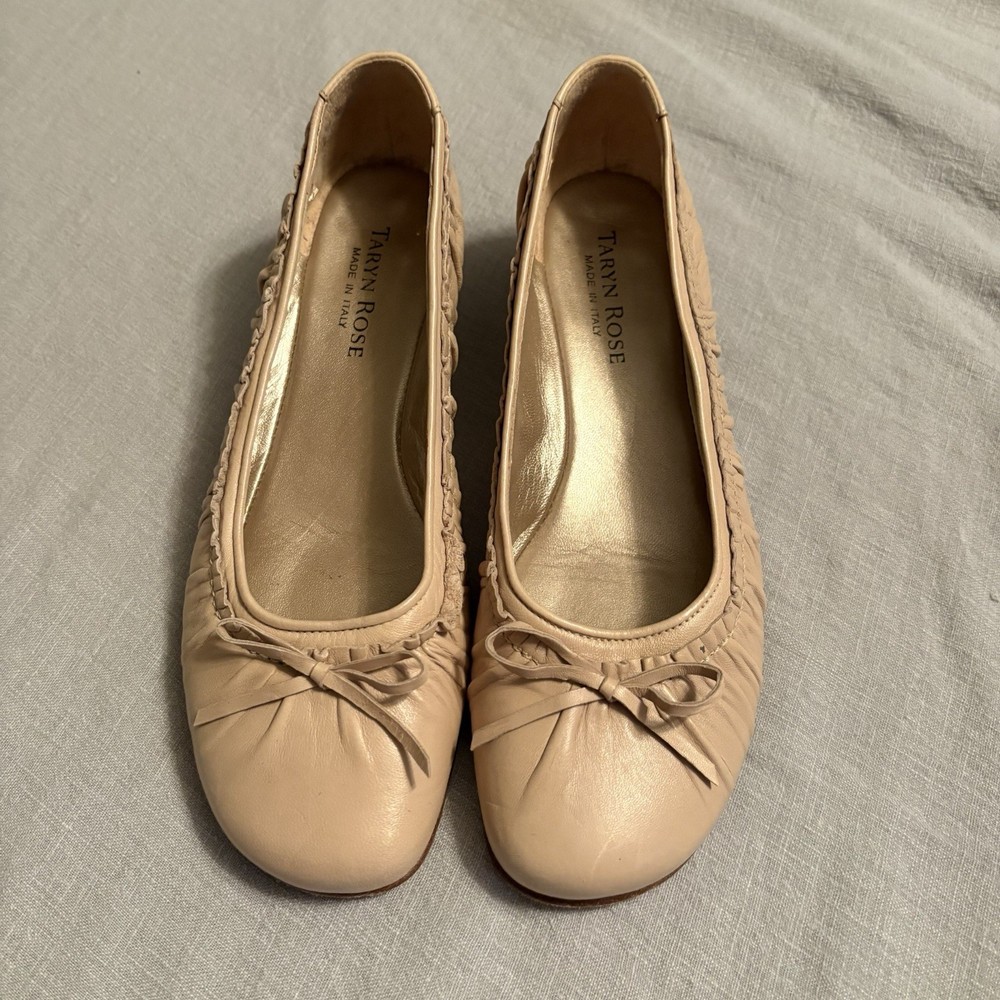 Taryn Rose Nude Leather Ballet Flats Bow Ruched Comfort Made in Italy 7 M