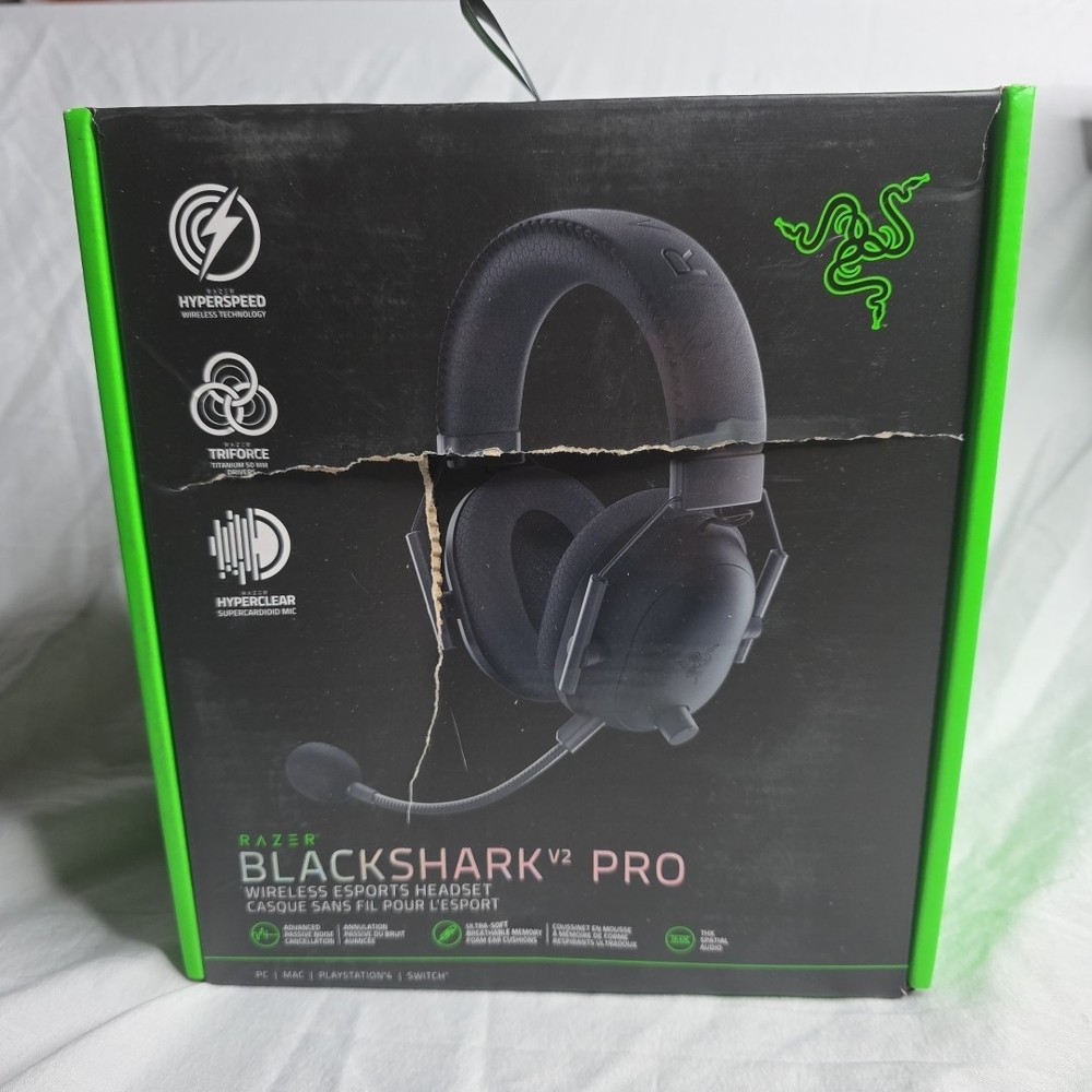 Razer BlackShark V2 Pro Wireless Gaming Headset Over-Ear Damaged Box New BBK