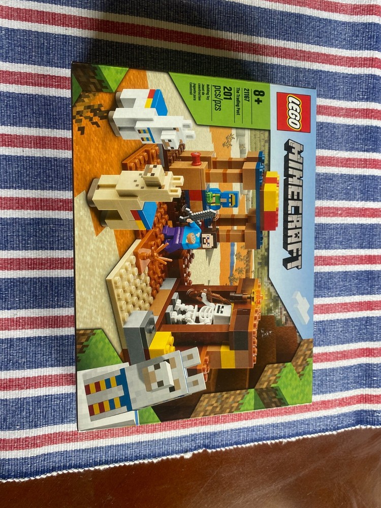 LEGO Minecraft: The Trading Post (21167)