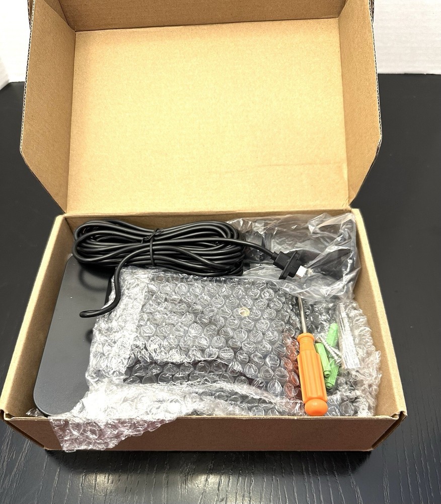 New 5W Solar Panel For Blink Camera Includes Secure Wall Mount 2pk