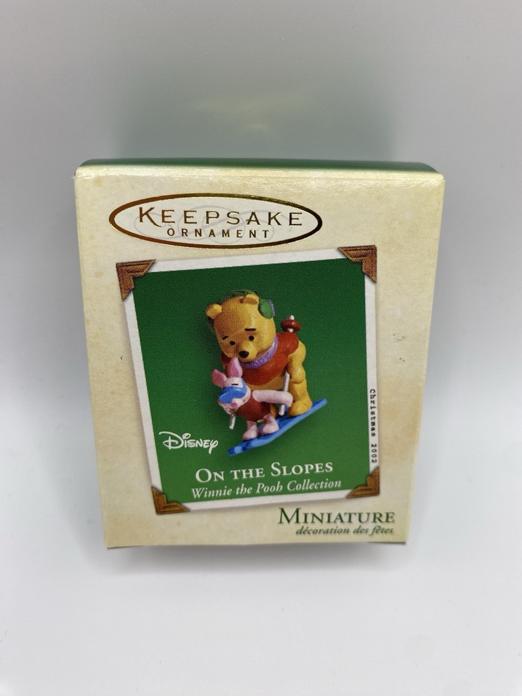 2002 Hallmark Keepsake Mini Ornament Winnie The Pooh On the Slopes New in Box