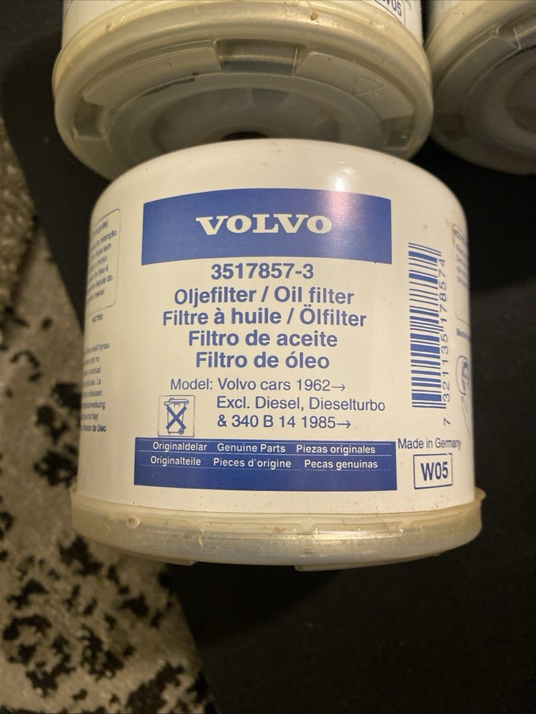 Volvo OEM Oil Filter 3517857-3 & Bosch Fuel Filter NOS 3-Pack