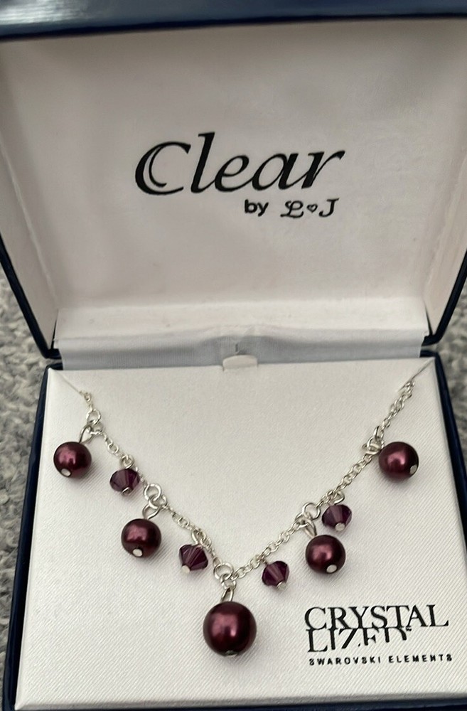 New Swarovski Elements Costume Jewelry Necklace