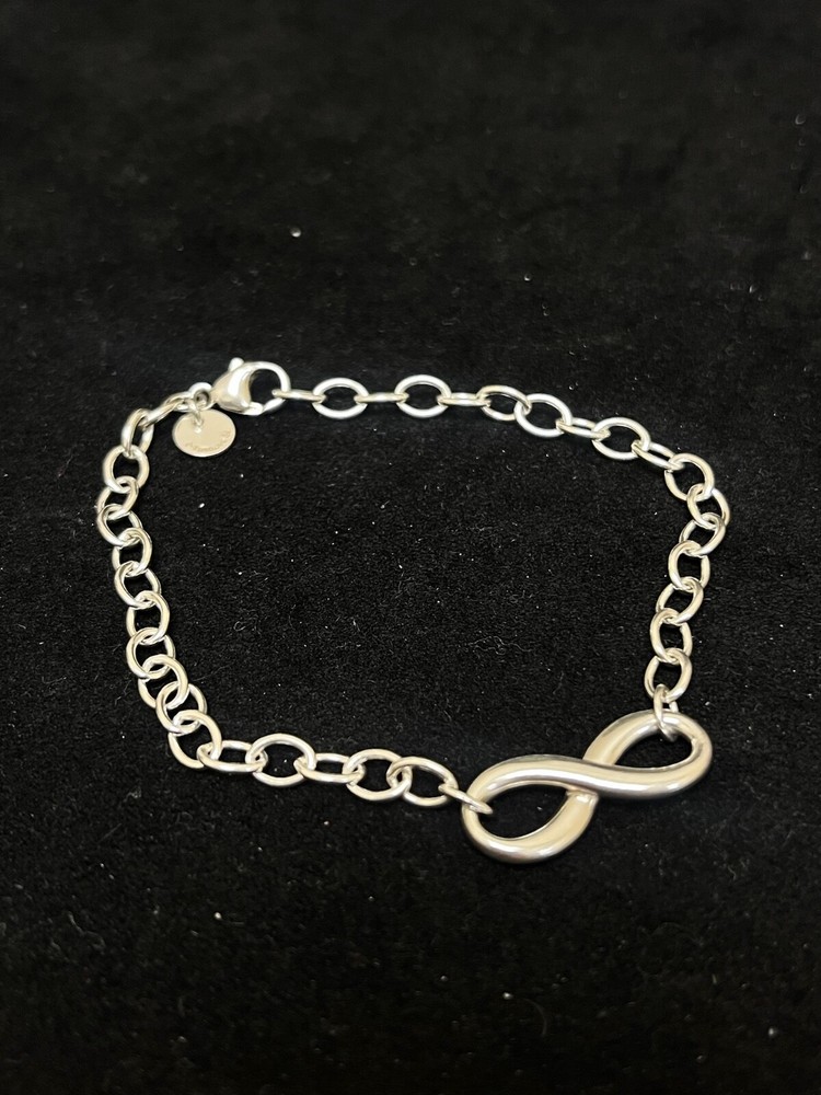 Tiffany & Co. Sterling Silver 7.5 inch Infinity Bracelet