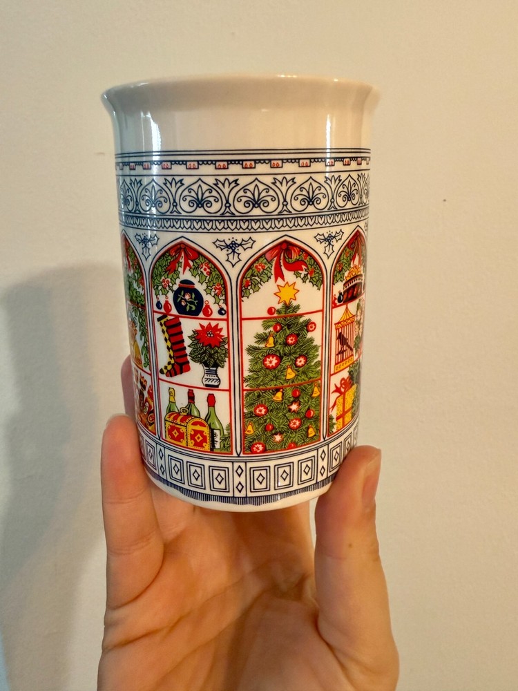 Vintage Dunoon Porcelain Santa Claus Christmas Mug Made in Scotland