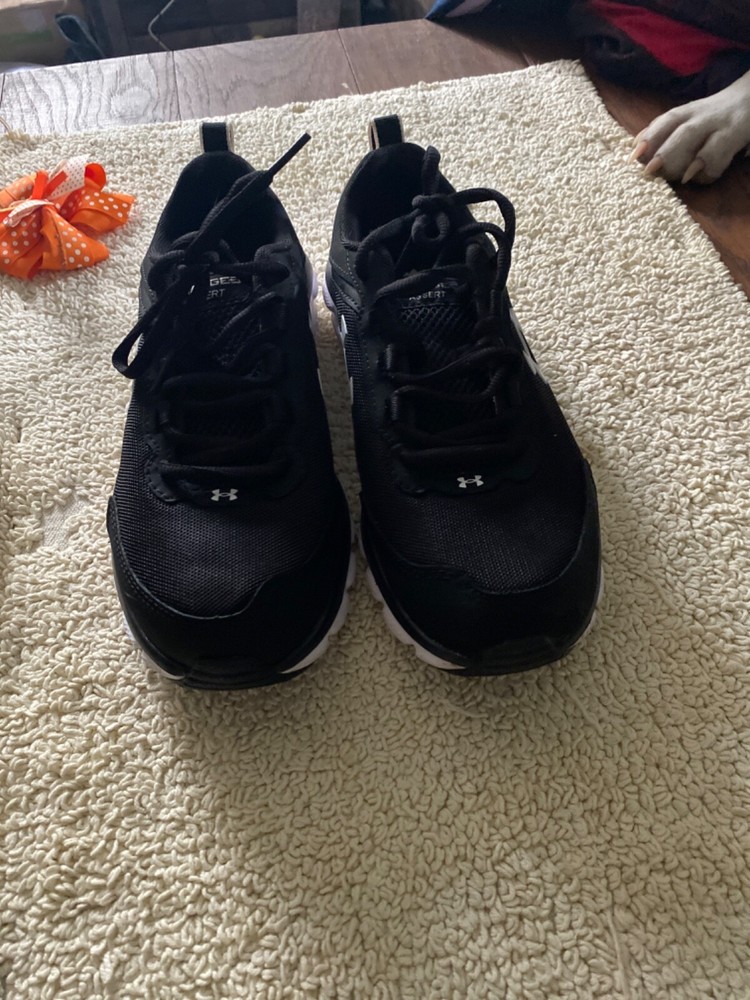Nike Under Armour tan womens boot size 7 sold individually