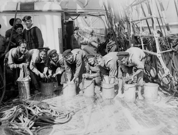 1930 Sailors Scrubbing Down The Decks Of Their Yacht At Ryde Old Photo