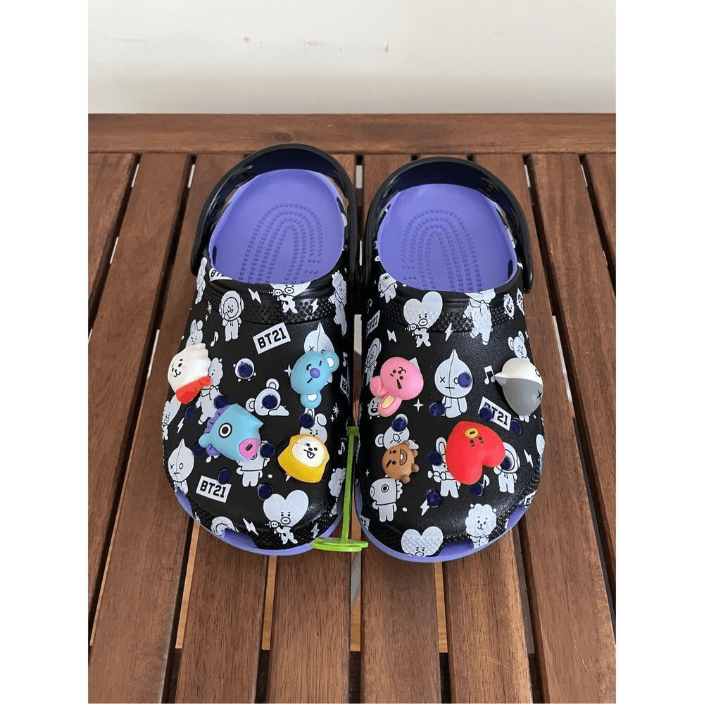 NWT BT21 Line Friends Limited Edition Clogs Women 7 Men 5