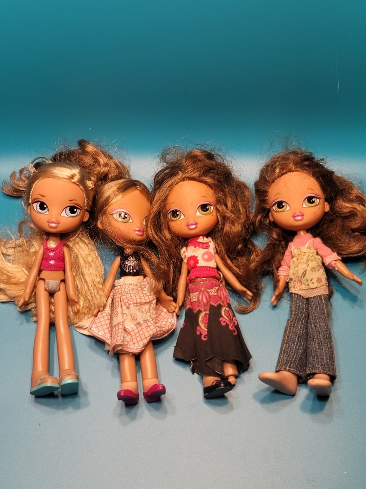 Bratz Kidz 2006 Dolls Lot with Missing Shoe and Pants