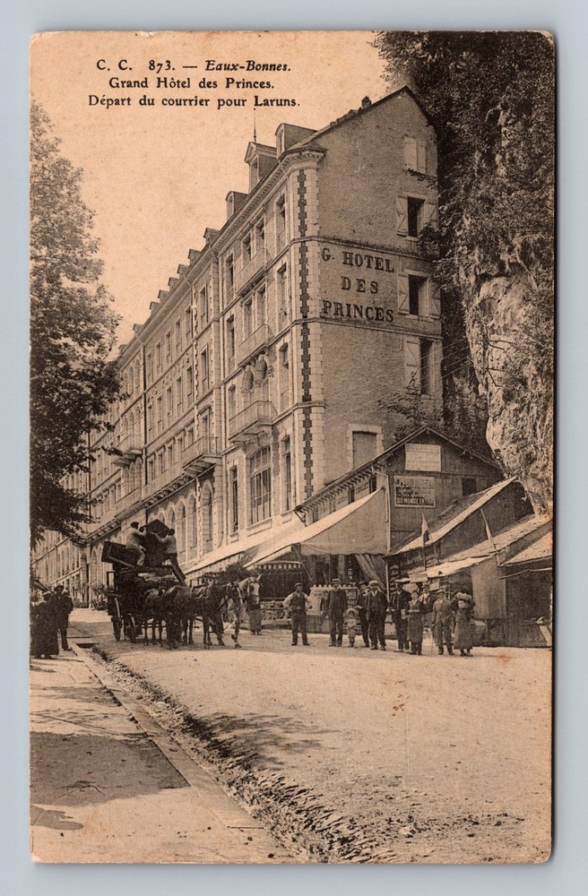 France- Pyrenees Eaux-Bonnes Grand Hotel Des Princes Old Vintage c1919 Postcard