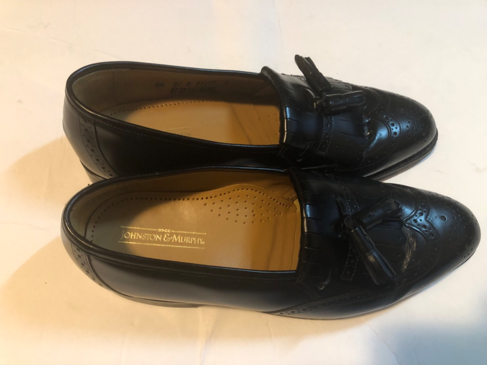 Sz 9.5  JOHNSTON & MURPHY Men's Dress Shoes Tassel Loafer Black Leather