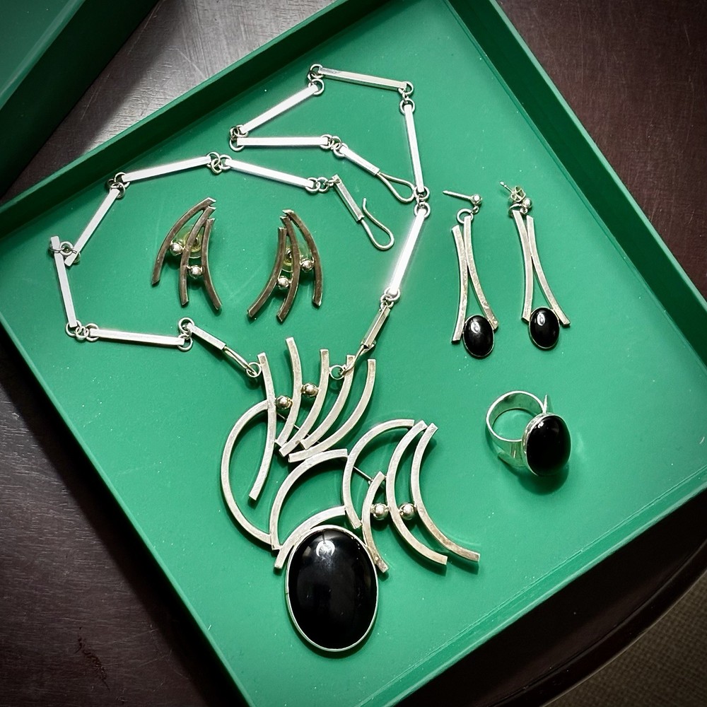 Aaron Rubinstein Sterling Silver Onyx Necklace, Ring & Four Earring COLLECTION