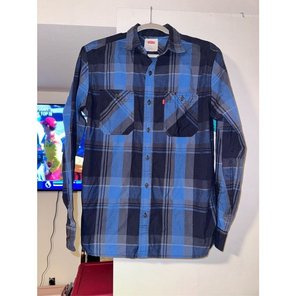 Levi's long sleeve blue check western button size small Bangladesh red tab two p