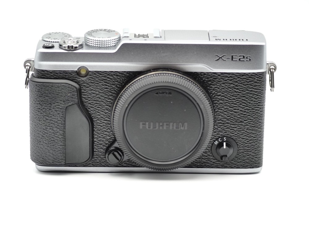 Fujifilm X-E2S Camera Body (No Camera Lens)