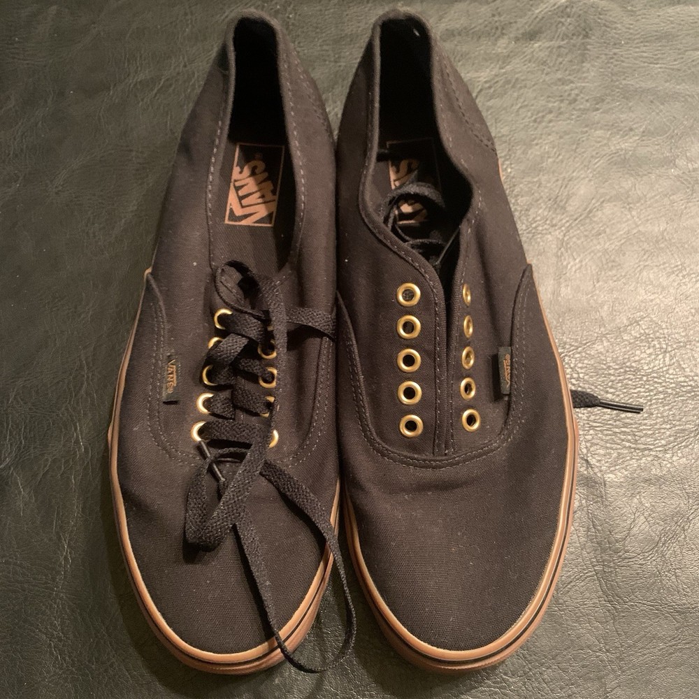 Men's Pre-Owned Vans Sneakers – Great Condition