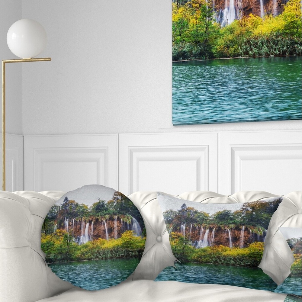 Designart Plitvice Lakes Croatia Landscape Photo Throw Blanket Soft Cozy Decor