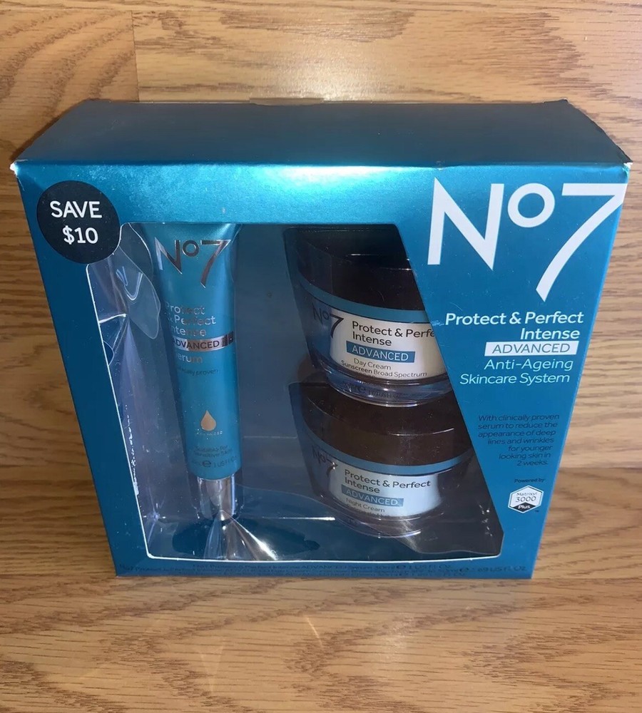 No. 7 Protect & Perfect Intense Advanced Anti-Ageing Skincare System