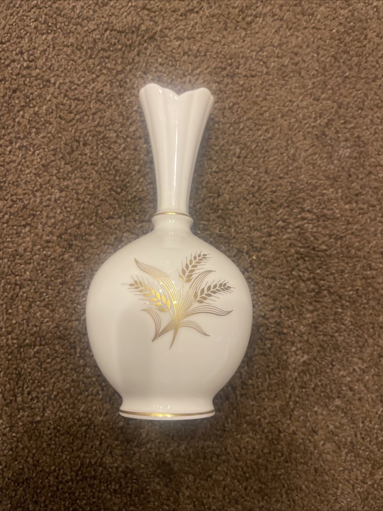 Lenox Bud Vase Harvest Wheat Pattern, 8