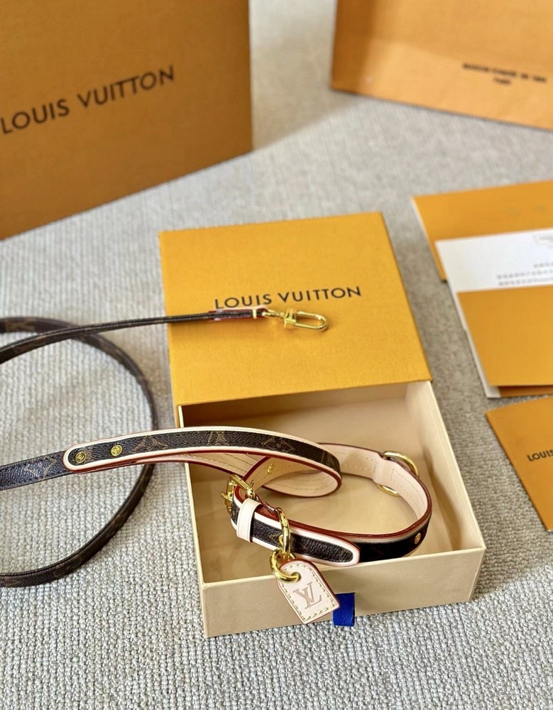 Louis Vuitton Monogram Baxter Collar & Leash Pet Set M58072