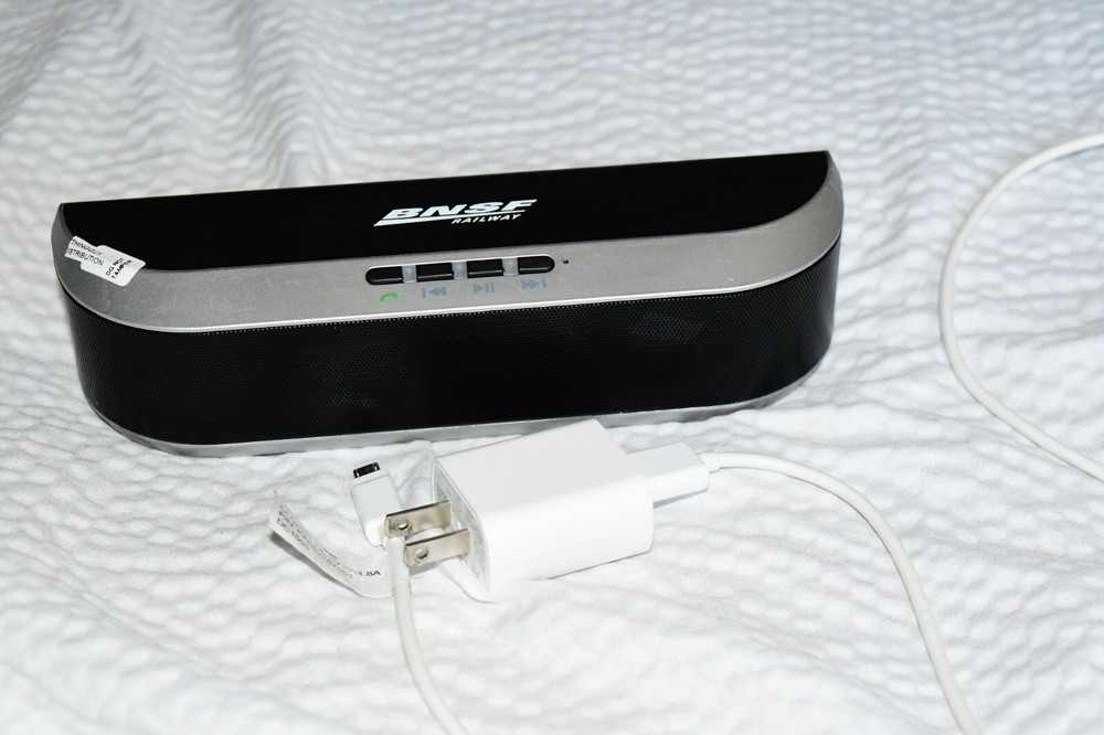 BNSF Railway Promotional Bluetooth Speaker Rare Collectible Tested with Cable W5A1