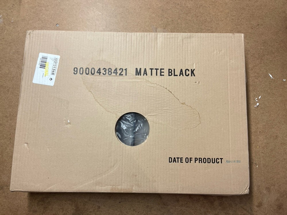 Set Of 2 00701368 Bosch range grates In Open Box Some Scratches