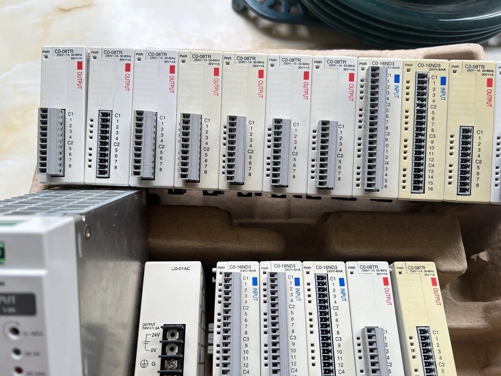 JOB LOT  CLICK PLC MODULES x 17